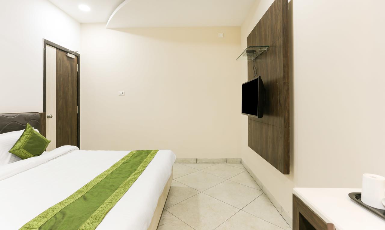 Treebo Trend Grace Residency Hotel Csennai Kültér fotó