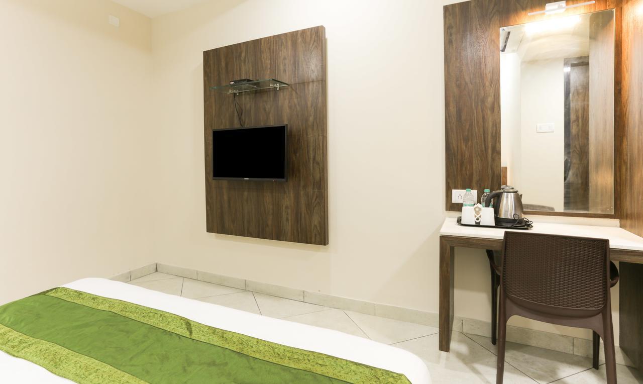 Treebo Trend Grace Residency Hotel Csennai Kültér fotó